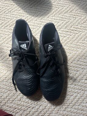 adidas predator Black Low-Profile indoor Soccer Shoes
